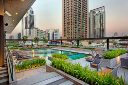 DoubleTree by Hilton Sukhumvit is at the heart of Phrom Phong’s shopping and dining renaissance