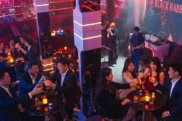 Ekkamai gets a new livehouse club with the opening of Black Rabbit